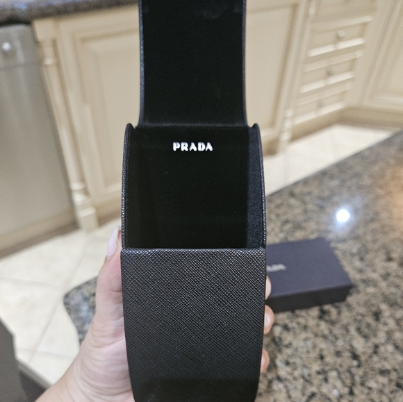 AUTHENTIC PRADA SUNGLASSES - Picture 6 of 10